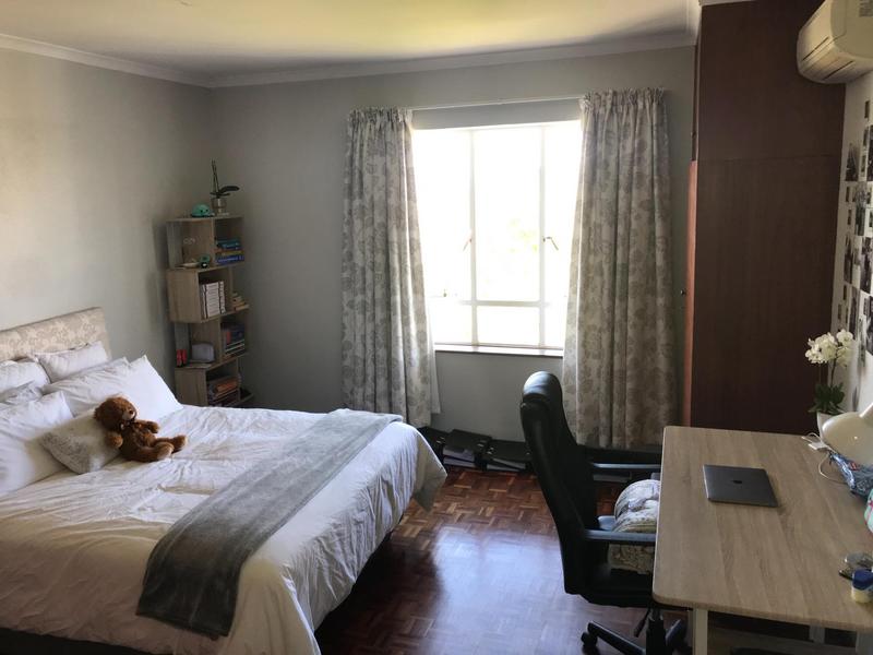 To Let 3 Bedroom Property for Rent in Claremont Upper Western Cape